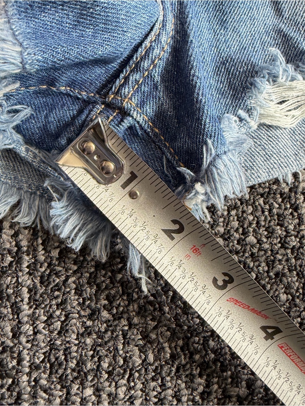 Roxy Light Blue Distressed Frayed Hem Jean Shorts Sz 27 - Picture 2 of 5